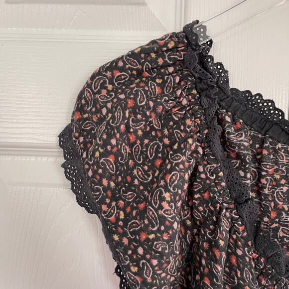 Lucky Brand Printed Button Front Peasant Top in Raven Multi - Picture 4 of 8